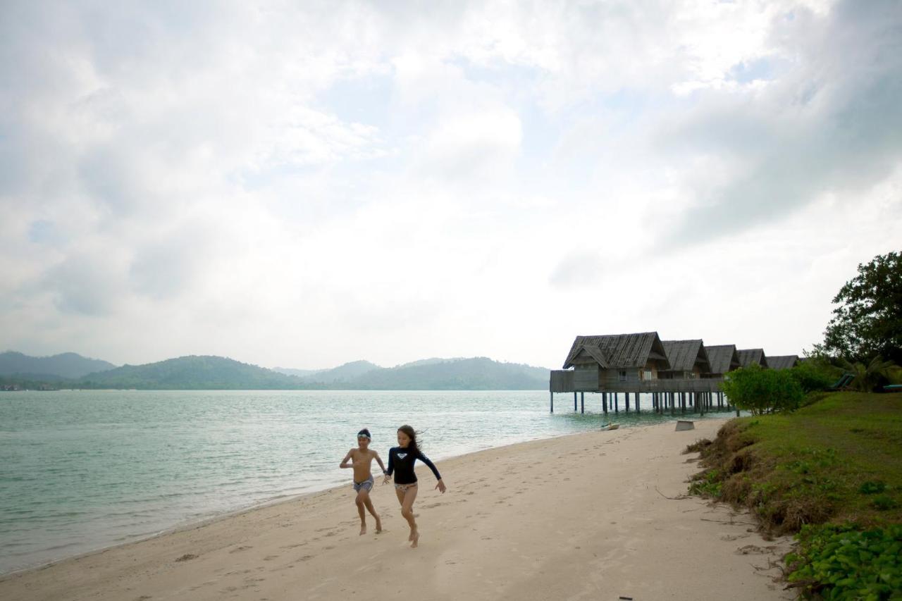 Telunas Private Island Sugi Exteriör bild