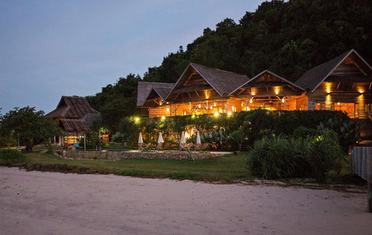 Telunas Private Island Sugi Exteriör bild